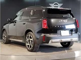 2025 MINI Hatch MINI Countryman S ALL4 Black SUV for sale, Japanese used car export - photo 8 of 9 | GULJI TRADERS