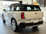 2025 MINI Hatch Countryman D Other SUV for sale, Japanese used car export - photo 2 of 9 | GULJI TRADERS