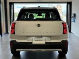 2025 MINI Hatch Countryman D Other SUV for sale, Japanese used car export - photo 8 of 9 | GULJI TRADERS