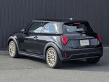 2026 MINI Hatch Cooper S 3-door DCT Black Sedan for sale, Japanese used car export - photo 5 of 24 | GULJI TRADERS
