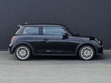 2026 MINI Hatch Cooper S 3-door DCT Black Sedan for sale, Japanese used car export - photo 8 of 24 | GULJI TRADERS