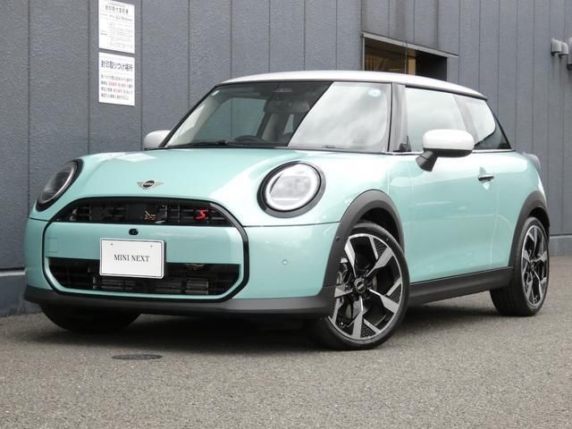 2026 MINI Hatch Cooper S Classic Trim - photo 1 2026 MINI Hatch Cooper S Classic Trim Other Sedan for sale, Japanese used car export | GULJI TRADERS
