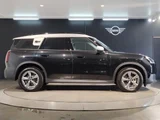2026 MINI Hatch Countryman D Classic Trim Other SUV for sale, Japanese used car export - photo 8 of 9 | GULJI TRADERS