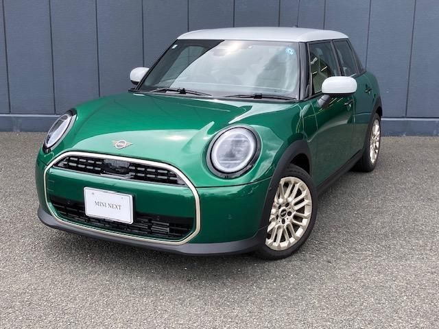 2026 MINI Hatch Cooper C Favorite Trim Other Sedan for sale, Japanese used car export - photo 1 of 9 | GULJI TRADERS