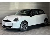 2026 MINI Hatch SE Classic TRI White Sedan for sale, Japanese used car export - photo 1 of 9 | GULJI TRADERS