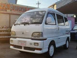 1994 Mitsubishi Bravo GLX White Sedan for sale, Japanese used car export - photo 1 of 50 | GULJI TRADERS