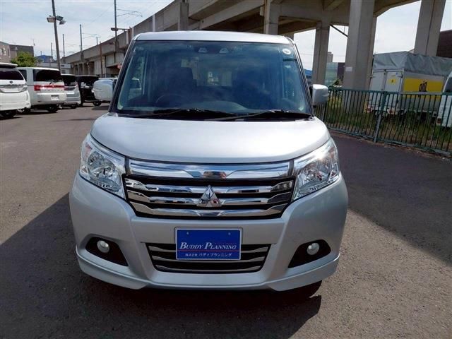 2019 Mitsubishi Delica D:2 1.2 HB MZ 4WD Sedan for sale, Japanese used car export - photo 1 of 24 | GULJI TRADERS