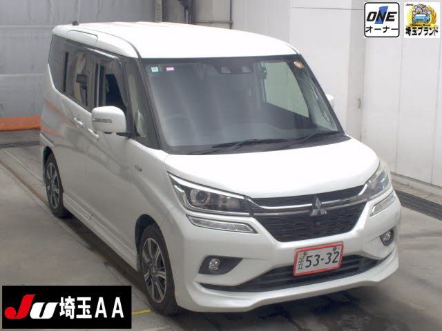 2020 Mitsubishi Delica D:2 Hybrid MV - photo 1 2020 Mitsubishi Delica D:2 Hybrid MV Sedan for sale, Japanese used car export - photo 1 of 10 | GULJI TRADERS