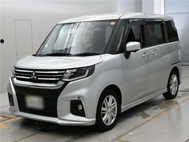 2024 Mitsubishi Delica D:2 - photo 1 2024 Mitsubishi Delica D:2 Sedan for sale, Japanese used car export - photo 1 of 13 | GULJI TRADERS