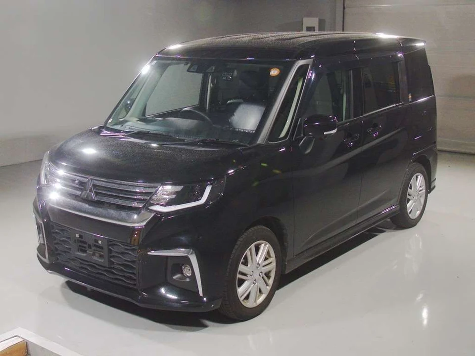 2024 Mitsubishi Delica D:2 HV MZ 4WD - photo 1 2024 Mitsubishi Delica D:2 HV MZ 4WD Sedan for sale, Japanese used car export - photo 1 of 2 | GULJI TRADERS