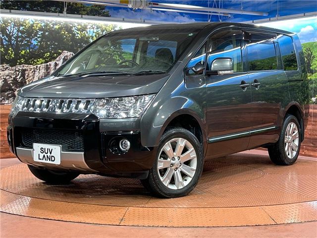 2019 Mitsubishi Delica D:5 D Sedan for sale, Japanese used car export - photo 1 of 30 | GULJI TRADERS