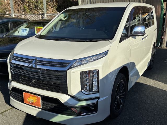 2019 Mitsubishi Delica D:5 G - photo 1 2019 Mitsubishi Delica D:5 G Sedan for sale, Japanese used car export | GULJI TRADERS