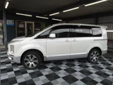 2019 Mitsubishi Delica D:5 G Sedan for sale, Japanese used car export - photo 5 of 33 | GULJI TRADERS