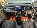 2019 Mitsubishi Delica D:5 2.2 G 4WD Sedan for sale, Japanese used car export - photo 4 of 65 | GULJI TRADERS
