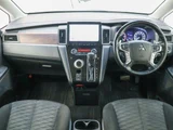 2019 Mitsubishi Delica D:5 2.2 P 4WD Sedan for sale, Japanese used car export - photo 2 of 73 | GULJI TRADERS