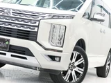 2019 Mitsubishi Delica D:5 2.2 P 4WD Sedan for sale, Japanese used car export - photo 13 of 73 | GULJI TRADERS