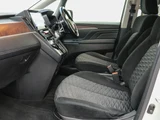 2019 Mitsubishi Delica D:5 2.2 P 4WD Sedan for sale, Japanese used car export - photo 41 of 73 | GULJI TRADERS