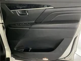 2019 Mitsubishi Delica D:5 4WD Sedan for sale, Japanese used car export - photo 14 of 67 | GULJI TRADERS