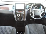 2019 Mitsubishi Delica D:5 G 4WD Sedan for sale, Japanese used car export - photo 3 of 23 | GULJI TRADERS