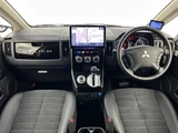 2019 Mitsubishi Delica D:5 4WD Sedan for sale, Japanese used car export - photo 5 of 24 | GULJI TRADERS