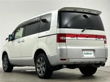 2019 Mitsubishi Delica D:5 4WD Sedan for sale, Japanese used car export - photo 22 of 24 | GULJI TRADERS