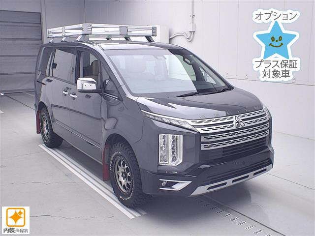 2019 Mitsubishi Delica D:5 4WD P Sedan for sale, Japanese used car export - photo 1 of 12 | GULJI TRADERS