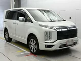 2019 Mitsubishi Delica D:5 P 4WD Sedan for sale, Japanese used car export - photo 5 of 12 | GULJI TRADERS