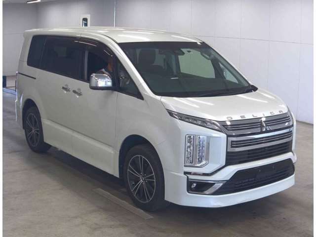 2019 Mitsubishi Delica D:5 Sedan for sale, Japanese used car export | GULJI TRADERS