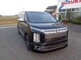 2019 Mitsubishi Delica D:5 2.2 G Sedan for sale, Japanese used car export - photo 2 of 24 | GULJI TRADERS