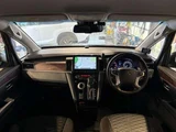 2019 Mitsubishi Delica D:5 2.2 P Diesel Turbo 4W Sedan for sale, Japanese used car export - photo 4 of 9 | GULJI TRADERS