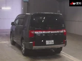 2019 Mitsubishi Delica D:5 4WD Sedan for sale, Japanese used car export - photo 2 of 9 | GULJI TRADERS