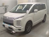 2020 Mitsubishi Delica D:5 Sedan for sale, Japanese used car export - photo 6 of 10 | GULJI TRADERS