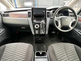 2020 Mitsubishi Delica D:5 2.2 G Diesel Turbo 4WD Sedan for sale, Japanese used car export - photo 19 of 69 | GULJI TRADERS