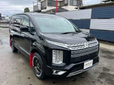 2020 Mitsubishi Delica D:5 2.2 G Diesel Turbo 4WD Sedan for sale, Japanese used car export - photo 25 of 69 | GULJI TRADERS