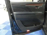 2020 Mitsubishi Delica D:5 2.2 P Diesel Turbo 4WD Sedan for sale, Japanese used car export - photo 51 of 52 | GULJI TRADERS