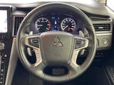 2020 Mitsubishi Delica D:5 P 4WD Sedan for sale, Japanese used car export - photo 21 of 23 | GULJI TRADERS