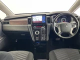 2020 Mitsubishi Delica D:5 P 4WD Sedan for sale, Japanese used car export - photo 3 of 24 | GULJI TRADERS