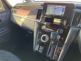 2020 Mitsubishi Delica D:5 P 4WD Sedan for sale, Japanese used car export - photo 16 of 24 | GULJI TRADERS
