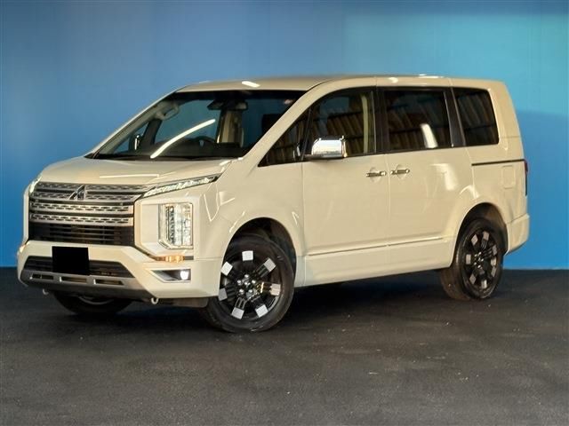 2020 Mitsubishi Delica D:5 2.3 P 4WD - photo 1 2020 Mitsubishi Delica D:5 2.3 P 4WD Sedan for sale, Japanese used car export | GULJI TRADERS
