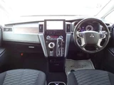 2020 Mitsubishi Delica D:5 2.2 G Diesel Turbo Sedan for sale, Japanese used car export - photo 11 of 18 | GULJI TRADERS