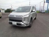 2020 Mitsubishi Delica D:5 2.2 G Diesel Turbo Sedan for sale, Japanese used car export - photo 2 of 24 | GULJI TRADERS