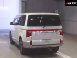 2020 Mitsubishi Delica D:5 P 4WD Sedan for sale, Japanese used car export - photo 2 of 9 | GULJI TRADERS