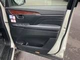 2021 Mitsubishi Delica D:5 4WD Sedan for sale, Japanese used car export - photo 20 of 54 | GULJI TRADERS