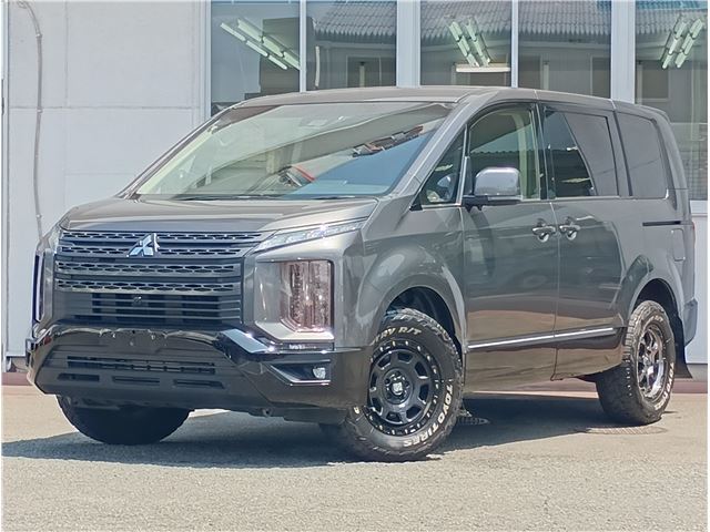 2021 Mitsubishi Delica D:5 Sedan for sale, Japanese used car export - photo 1 of 67 | GULJI TRADERS