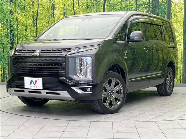2021 Mitsubishi Delica D:5 Sedan for sale, Japanese used car export - photo 1 of 30 | GULJI TRADERS