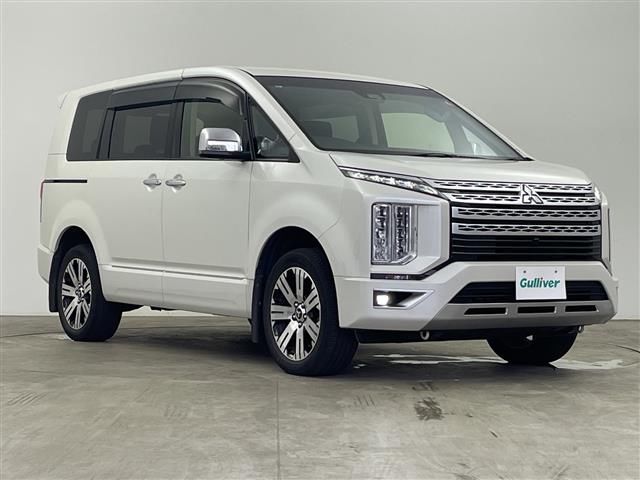 2021 Mitsubishi Delica D:5 P 4WD Sedan for sale, Japanese used car export - photo 1 of 24 | GULJI TRADERS