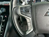 2021 Mitsubishi Delica D:5 4WD Sedan for sale, Japanese used car export - photo 22 of 24 | GULJI TRADERS