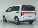 2021 Mitsubishi Delica D:5 P 4WD Sedan for sale, Japanese used car export - photo 2 of 24 | GULJI TRADERS