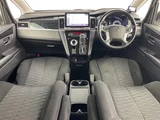 2021 Mitsubishi Delica D:5 G 4WD Sedan for sale, Japanese used car export - photo 3 of 23 | GULJI TRADERS
