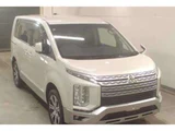 2021 Mitsubishi Delica D:5 G 4WD Sedan for sale, Japanese used car export - photo 1 of 8 | GULJI TRADERS